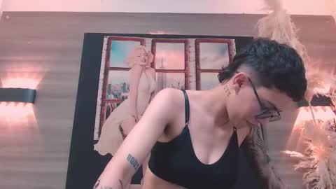 Eva cute online show from December 17, 7:18 pm