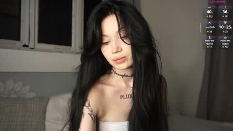 Snapshot of eva_pixie chatting on October 17, 3:26 pm Eva online show from October 17, 3:26 pm