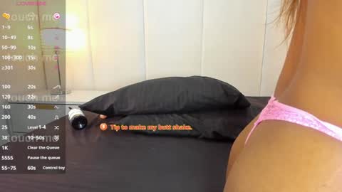 Eva  online show from August 6, 1:07 pm
