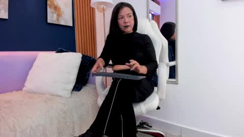 EVA GODDESS  online show from April 10, 5:19 pm