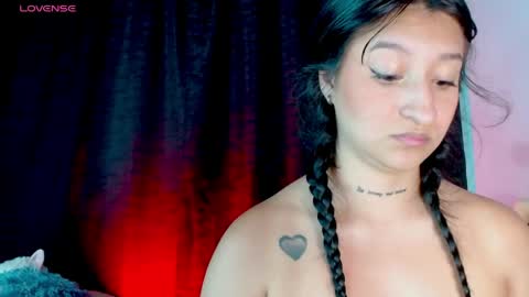 Evah Lee online show from April 15, 2:34 am