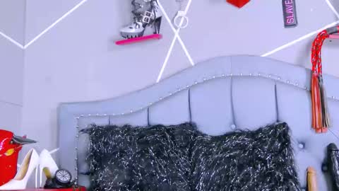 Miss Evangeline    online show from March 9, 11:19 pm