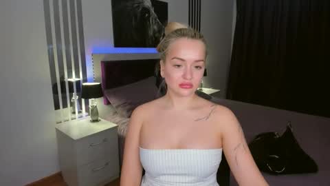 EvaRider online show from March 10, 7:45 am