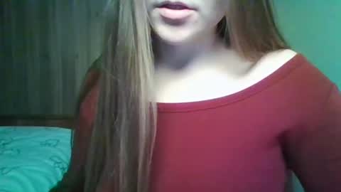 evasapples2026 online show from April 18, 8:42 pm