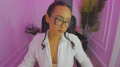 evasarazardje online show from September 15, 4:54 am