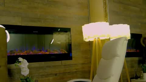 EveHamilton online show from February 9, 8:22 pm