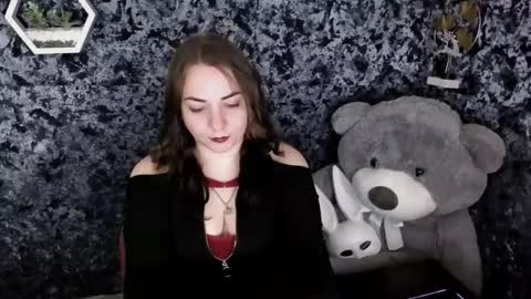 Lydia online show from March 5, 10:05 pm