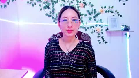 evelyn_miller___ online show from March 25, 3:04 pm