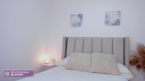 Evelyn online show from December 15, 10:37 pm