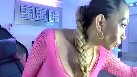 EvelynaGrey online show from February 18, 5:39 am