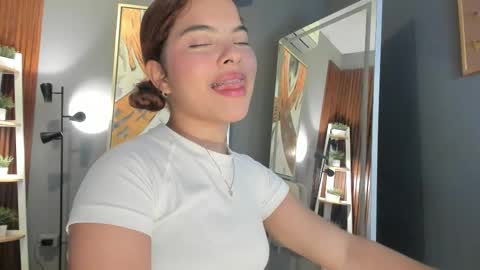 Sophia online show from January 14, 7:52 pm