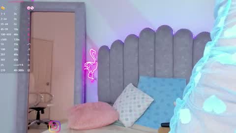 My name is Evie  nice to meet you  really get to know me better private is open  online show from November 19, 12:10 am