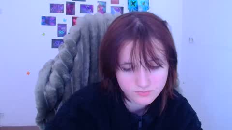 Evie online show from February 7, 6:28 am