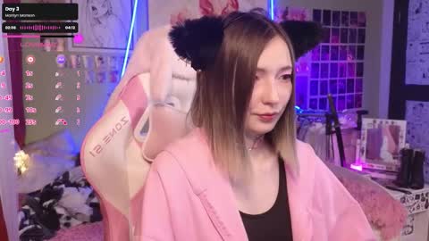 Evie online show from November 21, 8:27 am