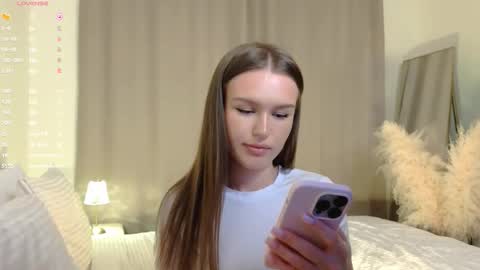 Angel online show from March 1, 3:56 pm