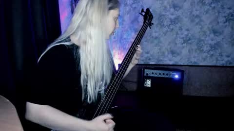 my real name is Irene but Exo is oke too  online show from February 21, 6:19 pm