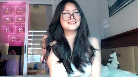 Candy  online show from May 13, 9:15 am