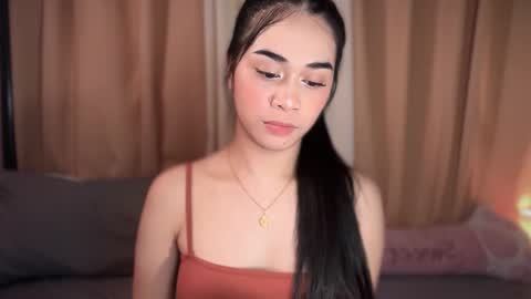 chloee online show from December 17, 11:42 pm