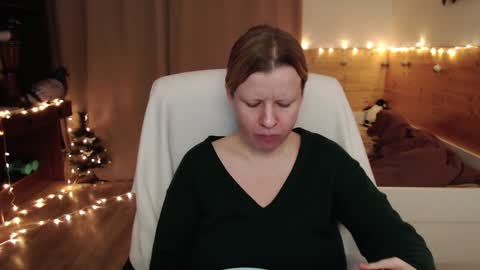 Crystal online show from January 3, 8:32 pm