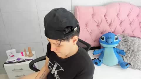 FANNY online show from December 3, 2:25 am