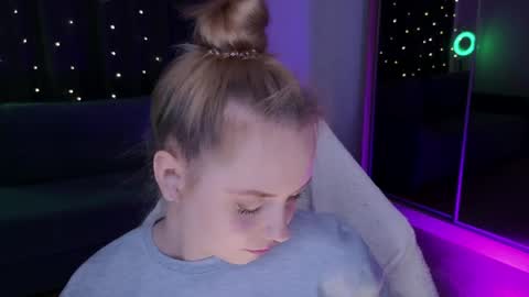 my name is Masha online show from May 15, 9:06 pm