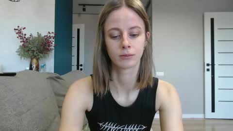 favoriteyour online show from January 22, 7:25 am