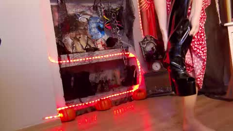 FeetVibe online show from October 28, 7:36 am