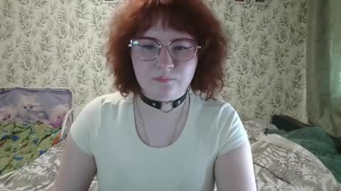 felicity_play online show from May 5, 6:16 am