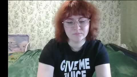 felicity_play online show from May 12, 6:10 am
