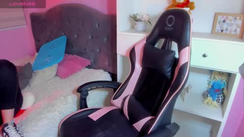 Fernanda Diaz online show from November 26, 7:04 pm