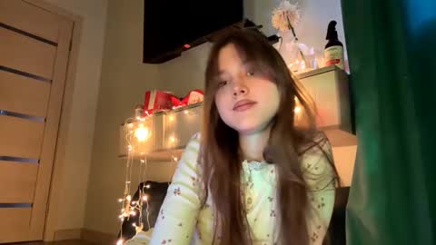 Alice online show from September 23, 2:37 pm