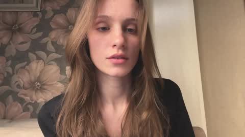 Lisa online show from March 30, 12:49 pm