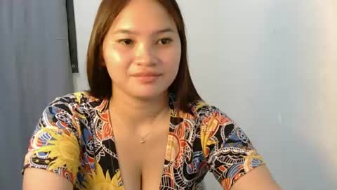 fhwilloughbyxx online show from July 6, 5:37 pm