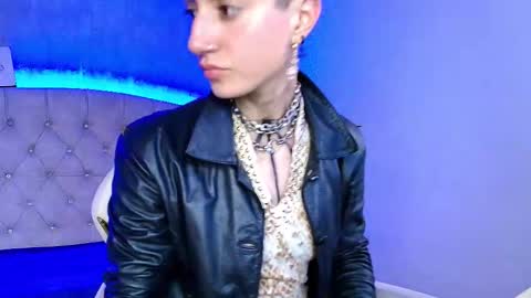   online show from October 14, 8:11 pm