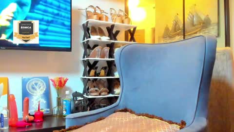 Chesca online show from April 29, 2:37 am