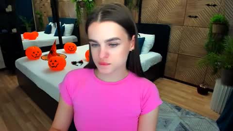 Amanda online show from November 5, 10:42 am