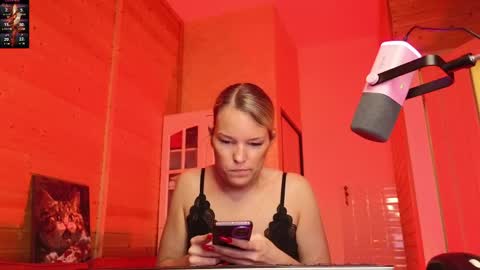 Lady online show from April 21, 4:47 pm