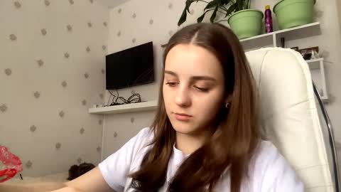 Keite wanna play  Meow online show from February 26, 12:15 pm