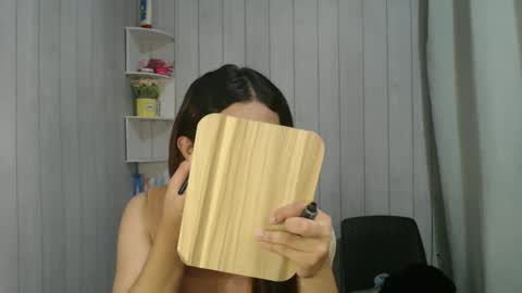 Snapshot of fionaraya chatting on March 11, 9:13 am fionaraya online show from March 11, 9:13 am