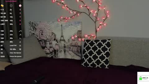 Helly online show from March 26, 9:27 pm