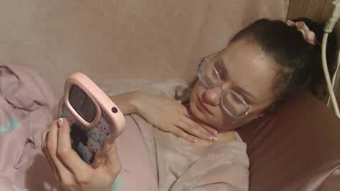 say meow and send tip  online show from March 5, 6:59 pm