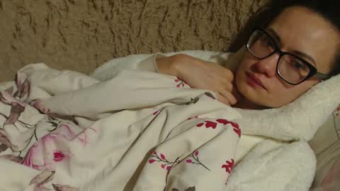 say meow and send tip  online show from February 13, 2:23 am