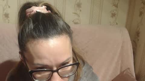 say meow and send tip  online show from December 20, 10:41 am