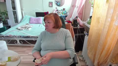 Flowerlower online show from February 22, 10:49 am