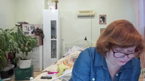 Flowerlower online show from December 15, 6:51 am