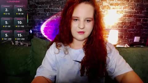 FlowerOfFreedom online show from December 20, 9:08 pm