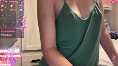 Elaine online show from March 18, 5:29 pm