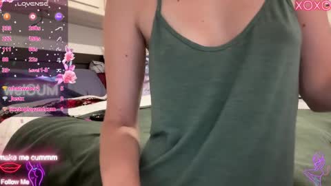 Elaine online show from March 10, 5:39 pm