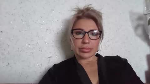 fox_red_lady7 online show from April 5, 8:35 am