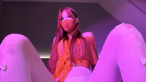 Hello world Feel free to follow  online show from October 14, 4:31 pm